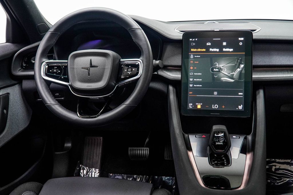 Polestar 2 photo 21