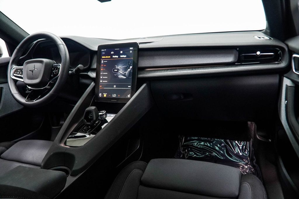 Polestar 2 photo 23