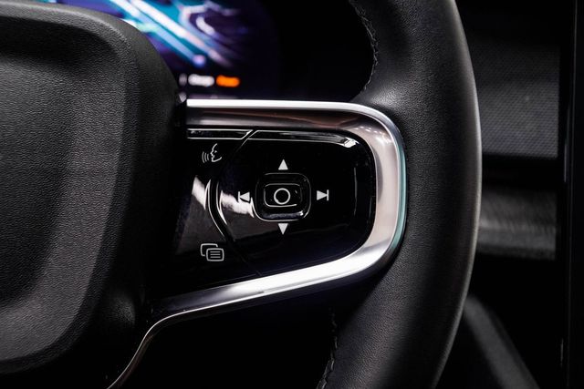 2022 Polestar 2 Long Range Dual Motor - 23059979 - 33