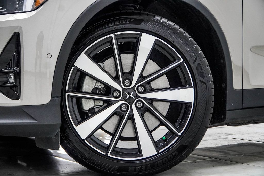 Polestar 2 photo 6