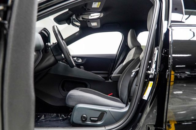 2022 Polestar 2 Long Range Dual Motor - 23070895 - 36