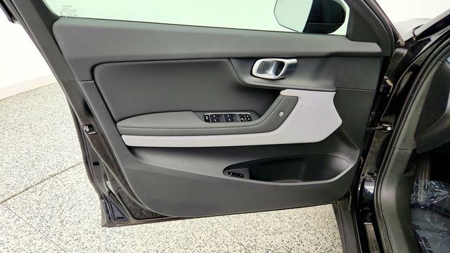 2022 Polestar 2 Long Range Dual Motor w/ Pilot & Plus Packages - 23048567 - 10