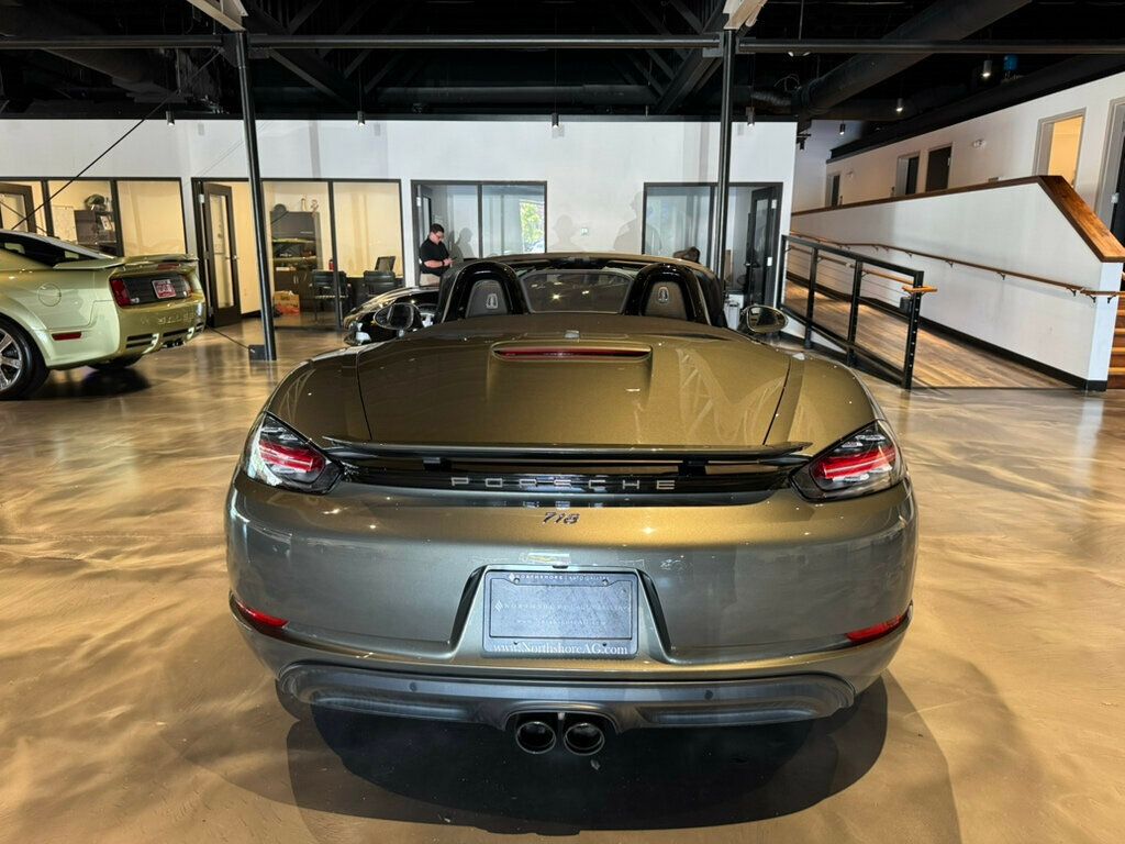 2022 Porsche Boxster S photo 4
