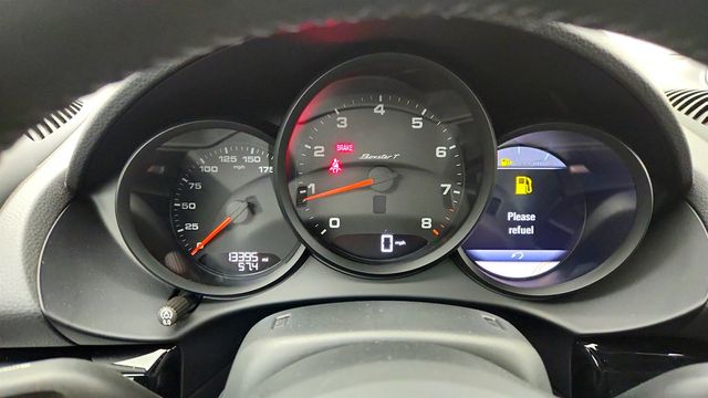 2022 Porsche 718 Boxster T Roadster with Adaptive Sport Seats+, Premium Pkg & Navigation - 22976095 - 14
