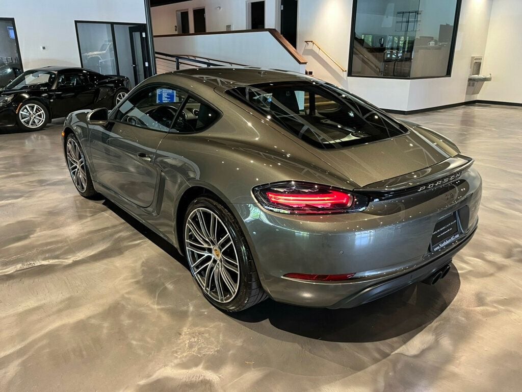 2022 Porsche 718 Cayman Coupe/PDK/20"911TurboWheels/GT SportSteeringWheel/PowerSteerPlus - 22611945 - 2