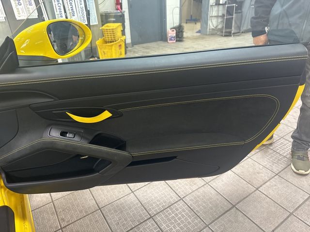 2022 Porsche 718 Cayman GT4 Coupe - 22997750 - 7