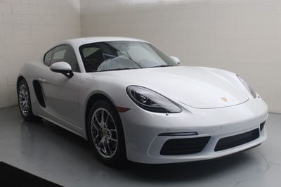 2022 Porsche 718 Cayman