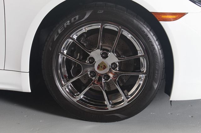 2022 Porsche 718 Cayman T Coupe - 23059153 - 13