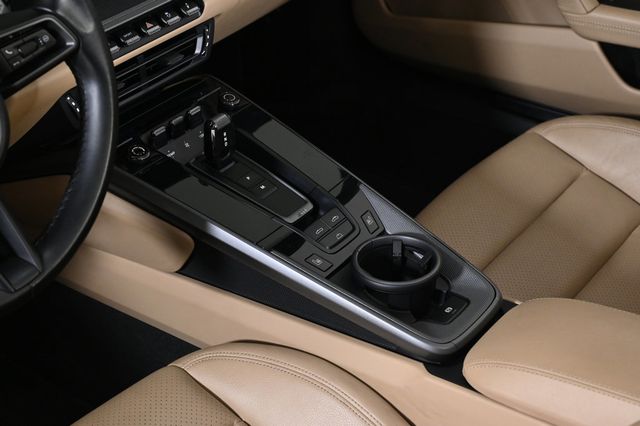 2022 Porsche 911  - 22905747 - 16