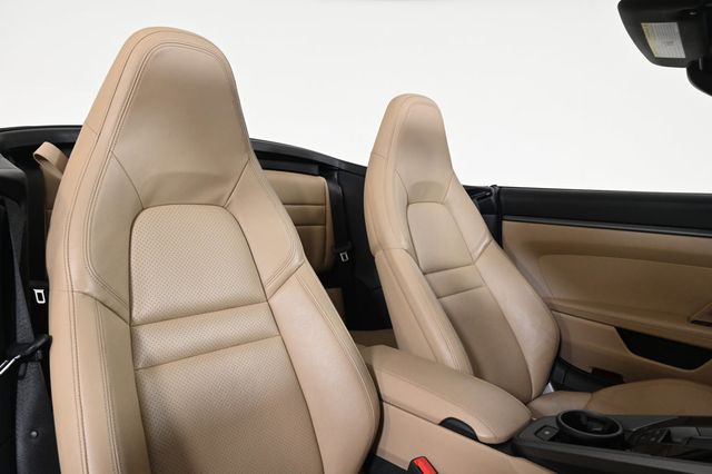 2022 Porsche 911  - 22905747 - 18