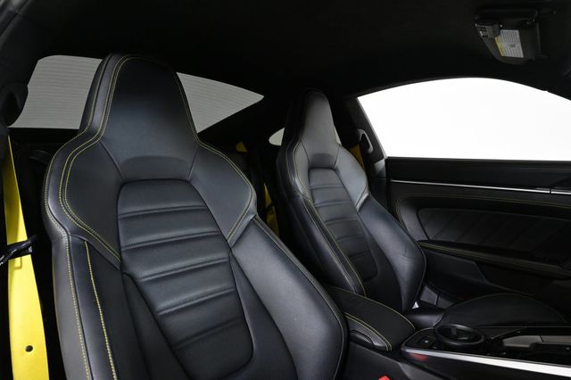 2022 Porsche 911  - 22925200 - 17