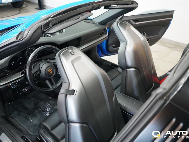 2022 Porsche 911  - 22962394 - 33