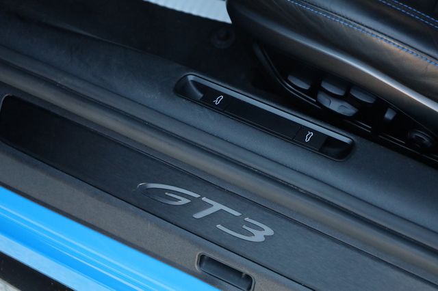 2022 Porsche 911  - 23003363 - 15