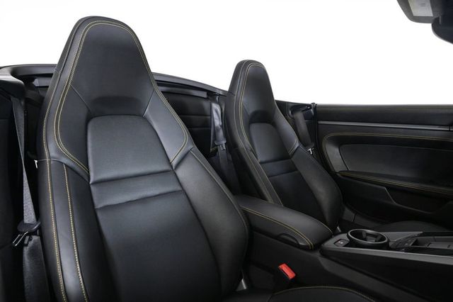 2022 Porsche 911 Carrera - 23012540 - 17