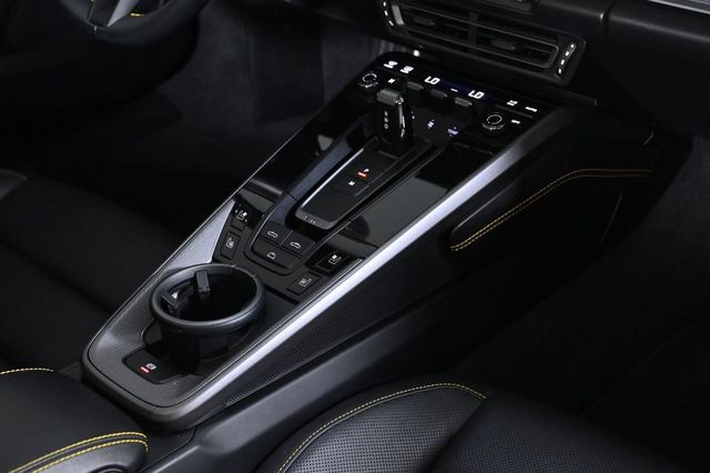 2022 Porsche 911 Carrera - 23012540 - 20