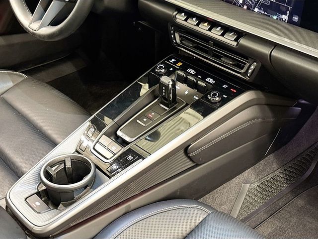 2022 Porsche 911 Carrera - 23017557 - 22