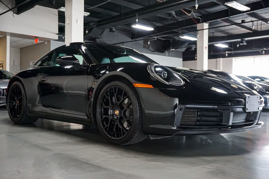2022 Porsche 911 4 Sport Classic photo 2