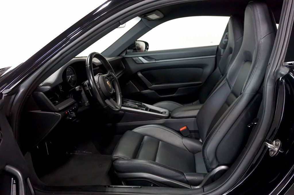 2022 Porsche 911 4 Sport Classic photo 8