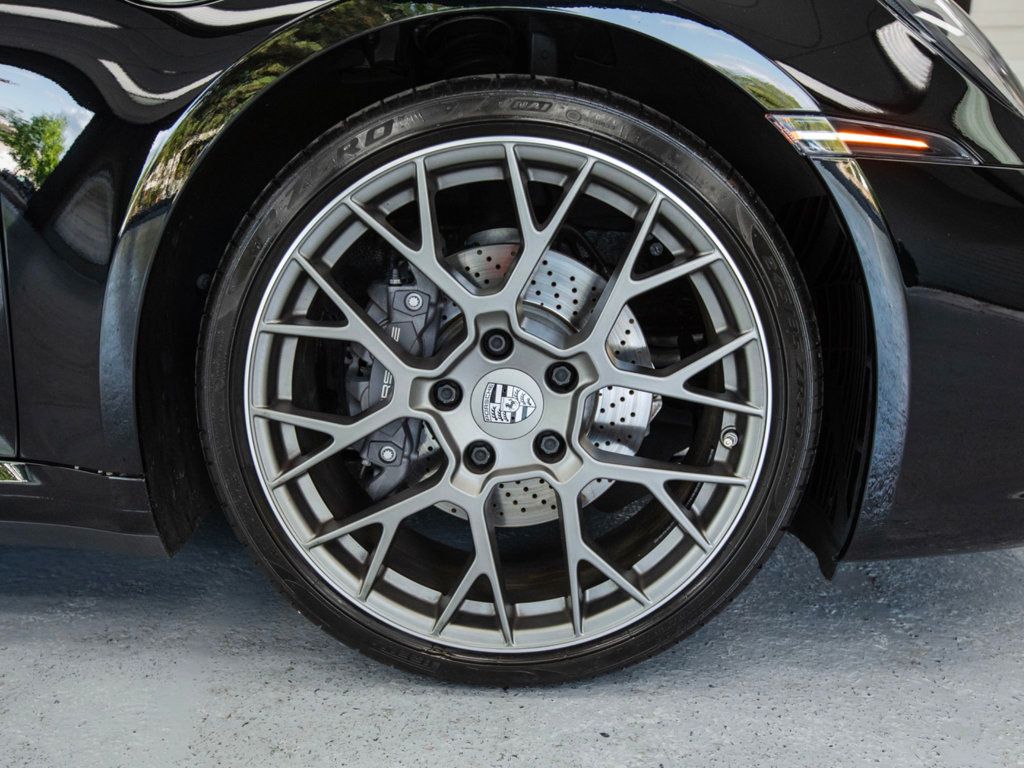 2022 Porsche 911 4 Coupe photo 11