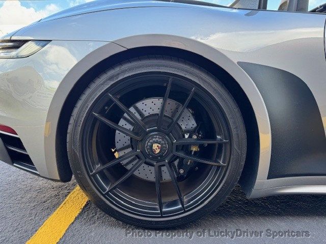 2022 Porsche 911 Carrera 4 GTS Cabriolet - 22903421 - 49