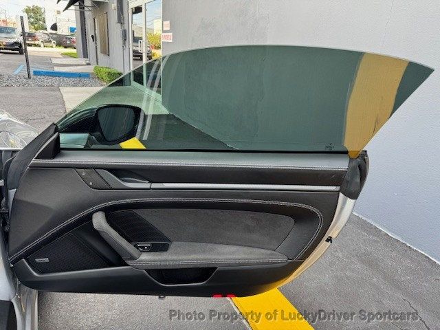 2022 Porsche 911 Carrera 4 GTS Cabriolet - 22903421 - 60