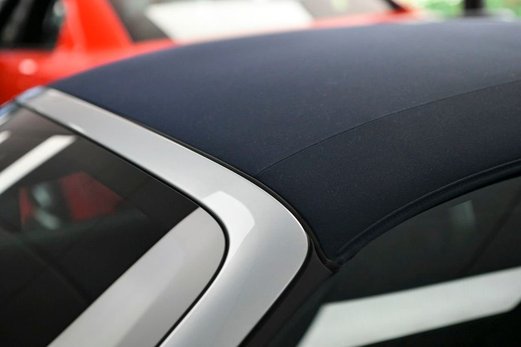 2022 Porsche 911 4 GTS Cabriolet photo 40