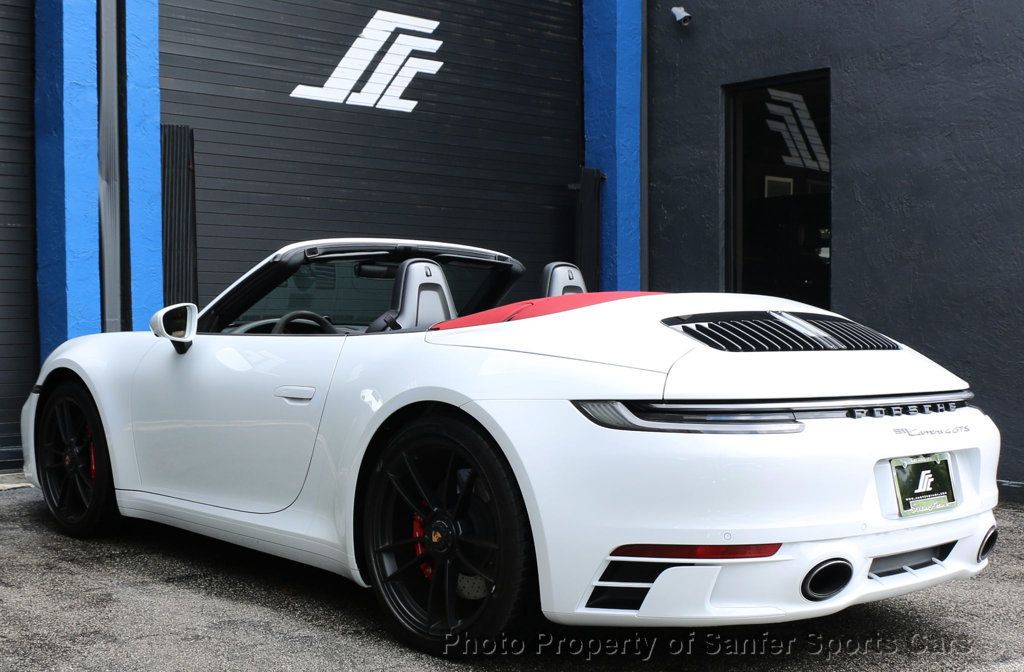 2022 Porsche 911 Carrera 4 GTS Cabriolet - 22506948 - 4