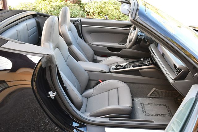 2022 Porsche 911 Carrera 4S Cabriolet W/Premium Package and Navigation - 22946612 - 18