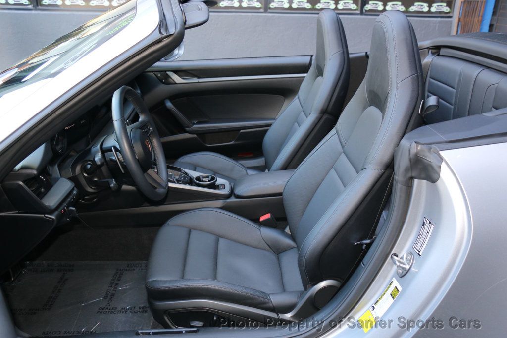 2022 Porsche 911 Carrera Cabriolet - 22964835 - 25