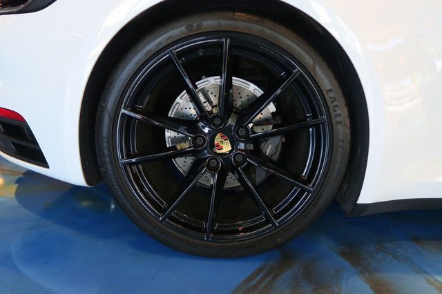 2022 Porsche 911 Carrera Coupe - 22901419 - 32