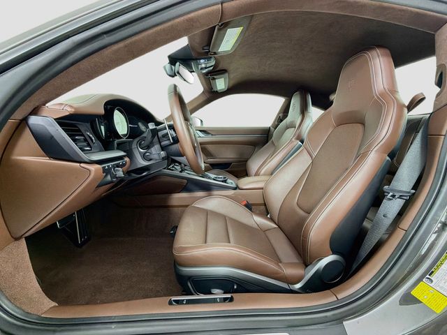 2022 Porsche 911 Carrera Coupe - 23054843 - 4
