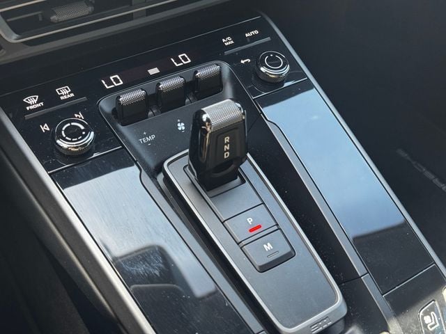 2022 Porsche 911 Carrera Coupe - 23063948 - 14