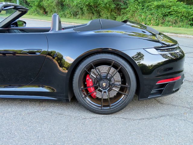 2022 Porsche 911 Carrera GTS Cabriolet - 23045160 - 10