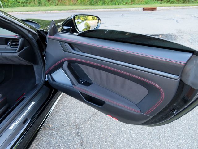 2022 Porsche 911 Carrera GTS Cabriolet - 23045160 - 27