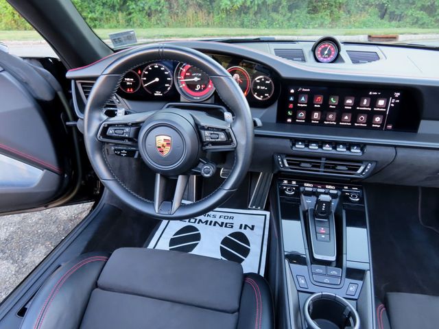 2022 Porsche 911 Carrera GTS Cabriolet - 23045160 - 34