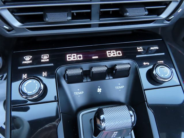 2022 Porsche 911 Carrera GTS Cabriolet - 23045160 - 43