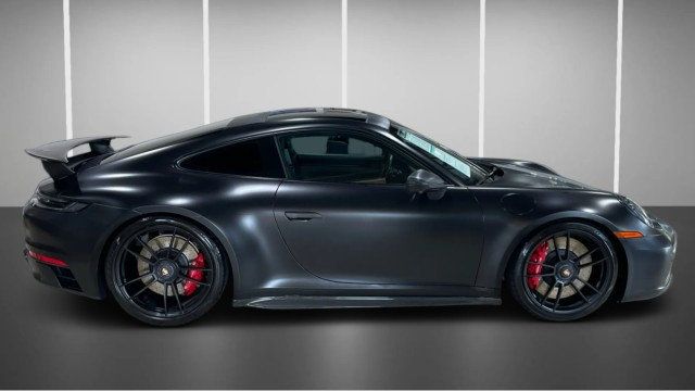 2022 Porsche 911 Carrera GTS Coupe - 23073848 - 1