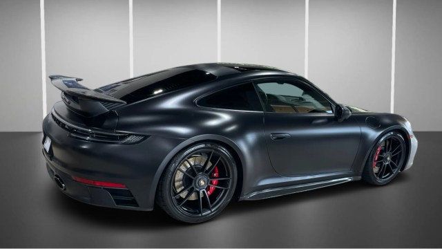 2022 Porsche 911 Carrera GTS Coupe - 23073848 - 2