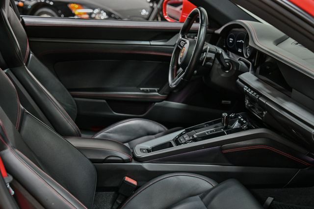 2022 Porsche 911 Carrera S Coupe - 22943781 - 26