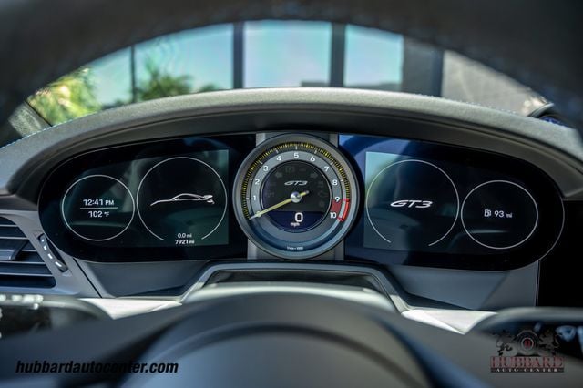 2022 Porsche 911 GT3 Coupe - 23038211 - 21