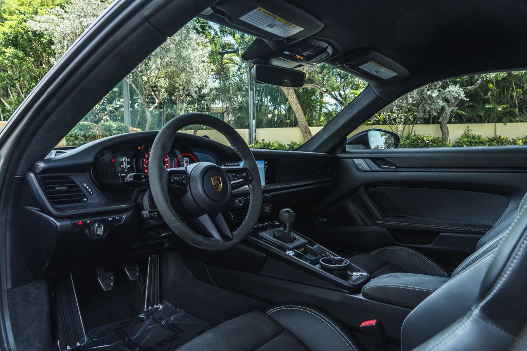 2022 Porsche 911 GT3 Coupe photo 19