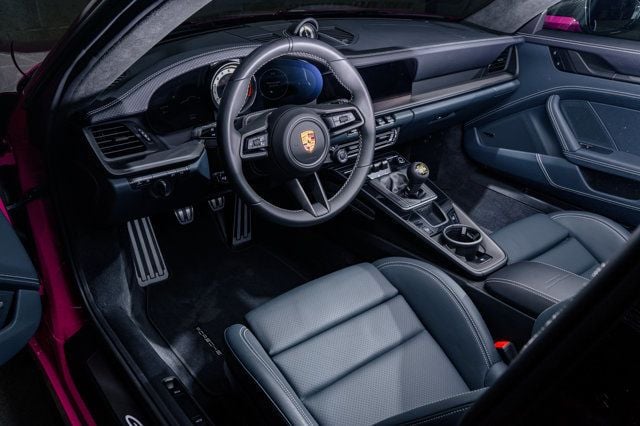 2022 Porsche 911 GT3 Coupe w/Touring Package - 23012985 - 8