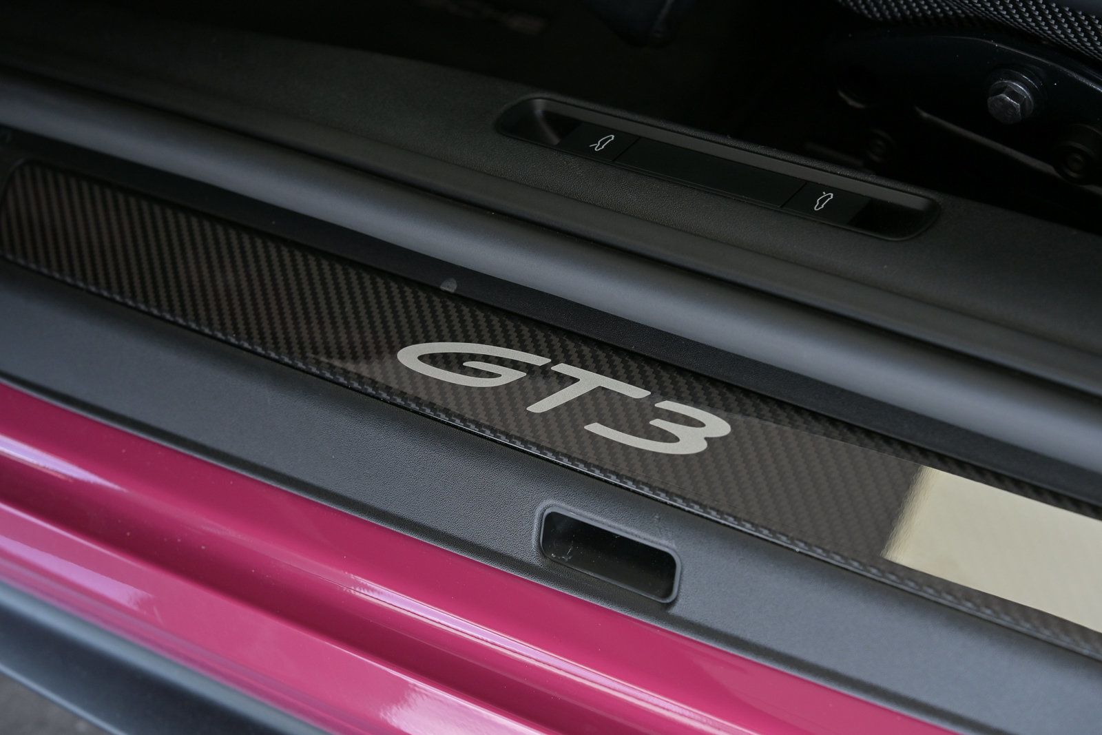 2022 Porsche 911 GT3 Coupe Touring photo 13