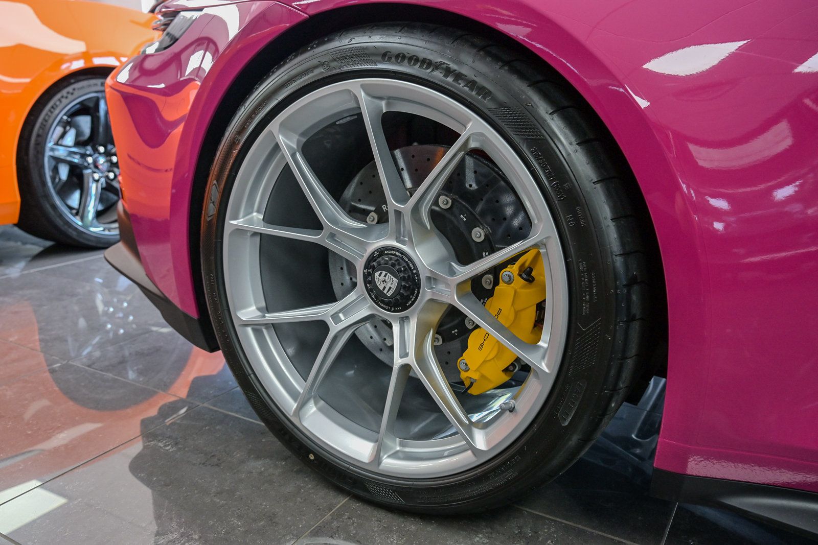 2022 Porsche 911 GT3 Coupe Touring photo 18