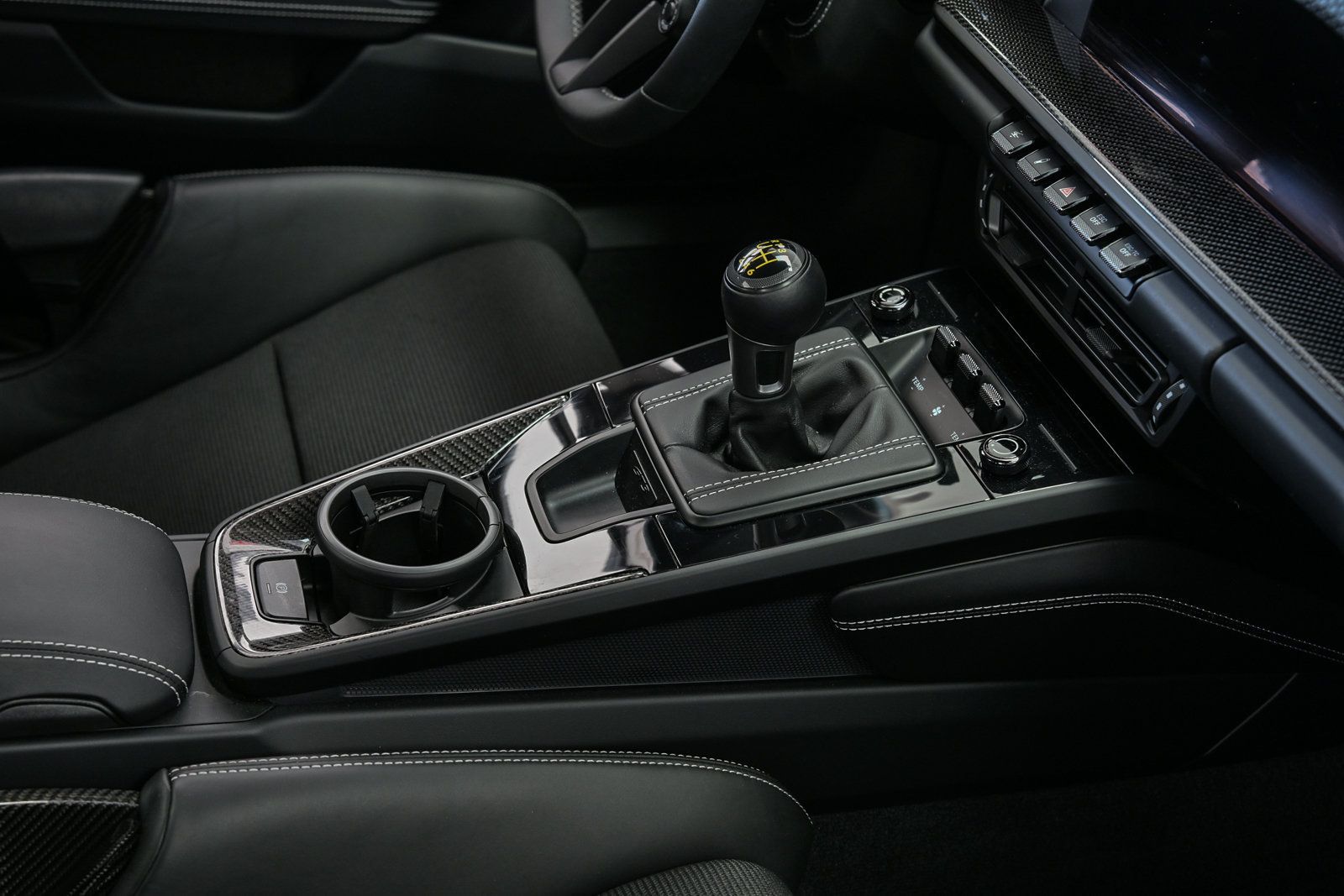 2022 Porsche 911 GT3 Coupe Touring photo 25