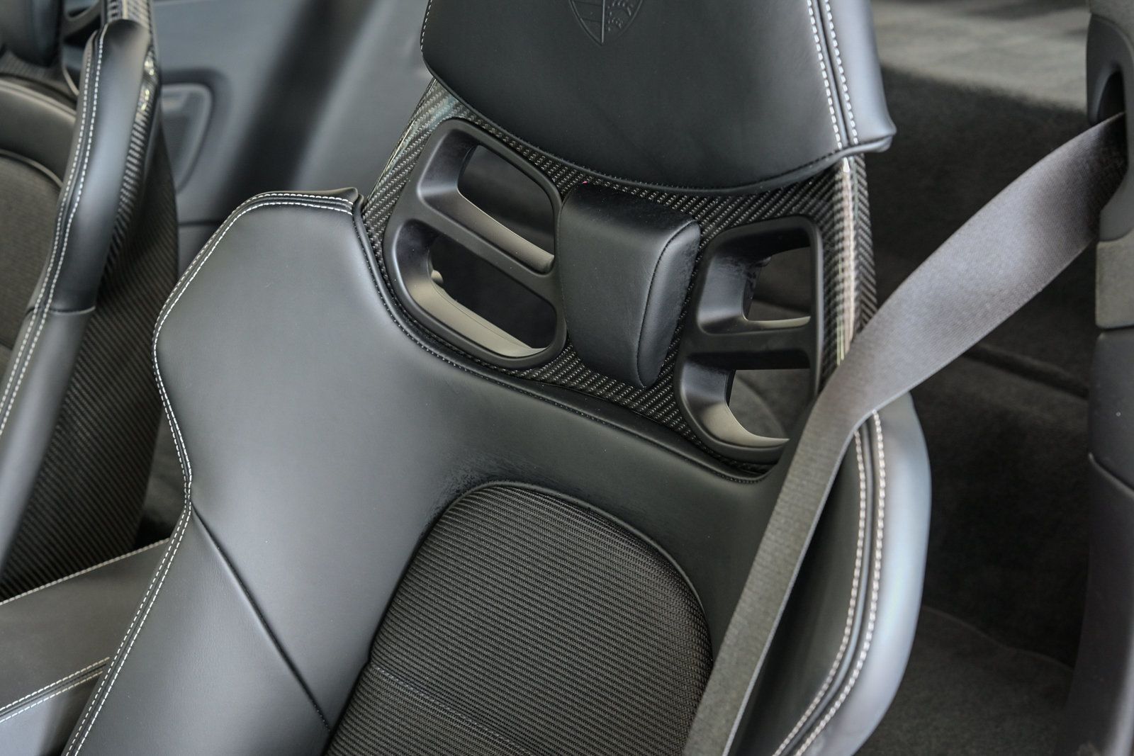 2022 Porsche 911 GT3 Coupe Touring photo 29