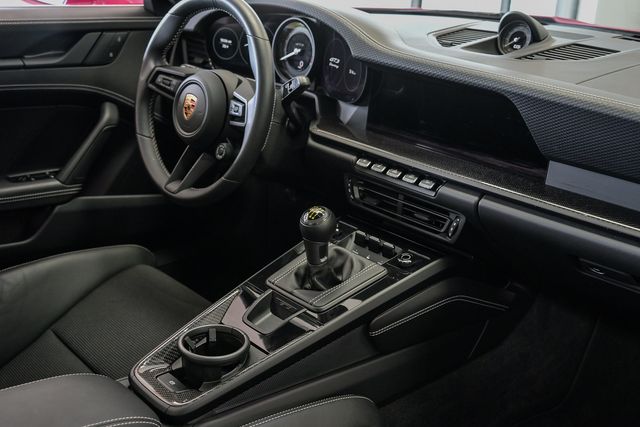 2022 Porsche 911 GT3 Coupe w/Touring Package - 22917127 - 35