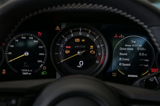 2022 Porsche 911 GT3 Coupe w/Touring Package - 22917127 - 38