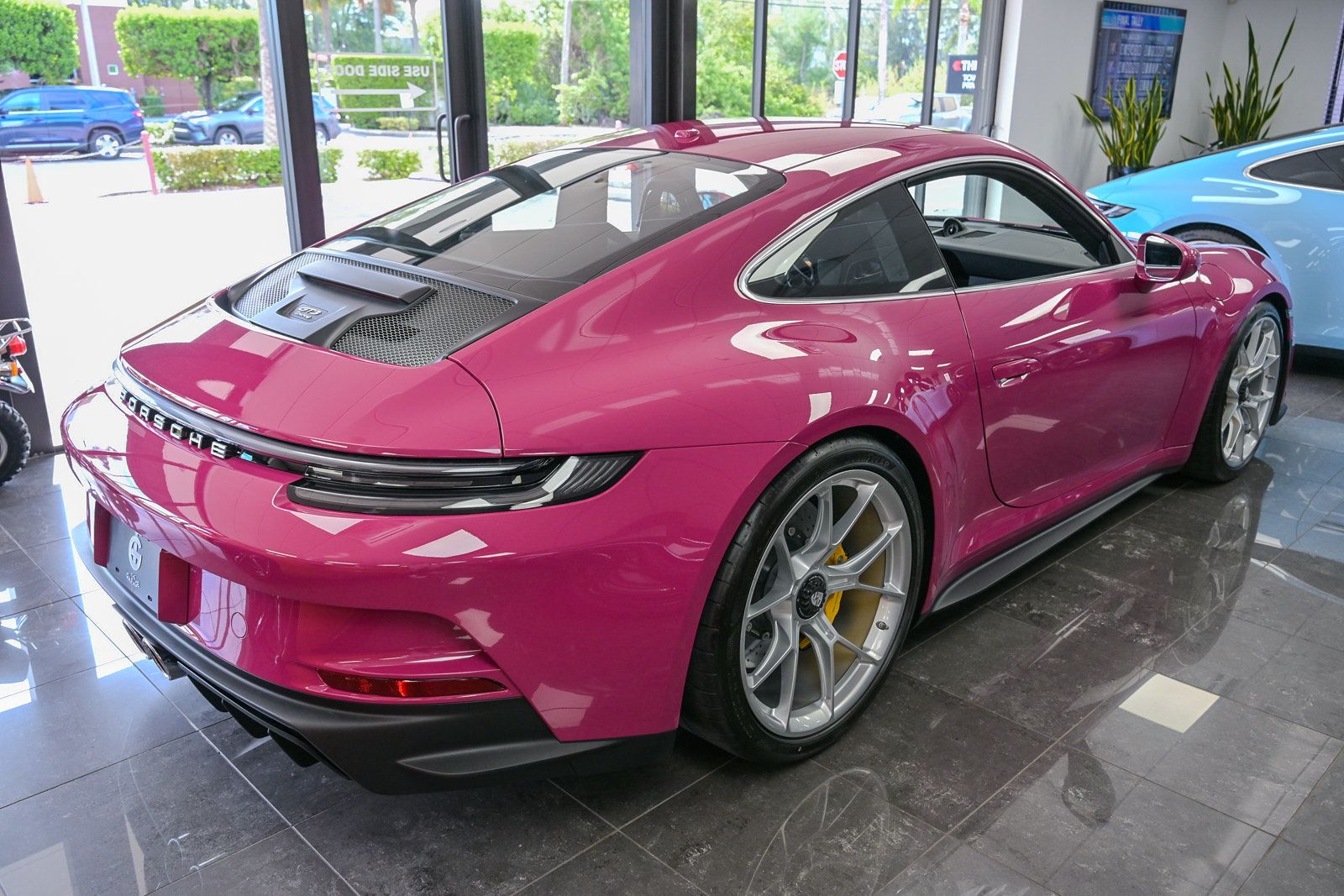 2022 Porsche 911 GT3 Coupe Touring photo 5