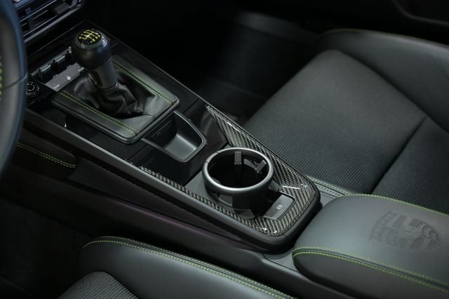 2022 Porsche 911 GT3 Coupe w/Touring Package - 23069084 - 33